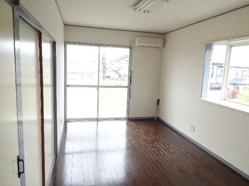 居室 ｻﾝﾊｲﾂ南台