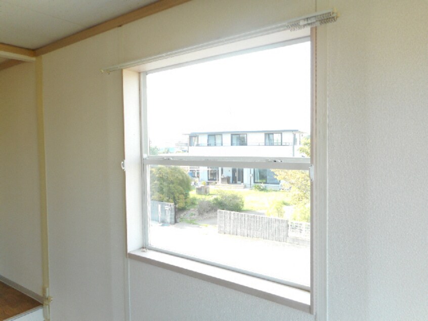 窓 ﾊﾟｽﾃﾙｸﾞﾗﾝﾃﾞ