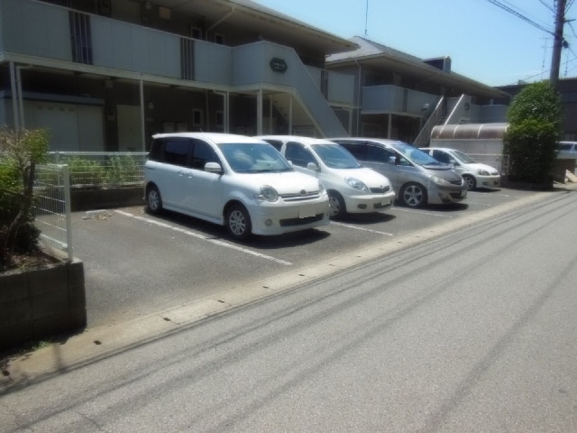 駐車場 ﾊﾟｰﾈﾙﾊｲﾂB棟