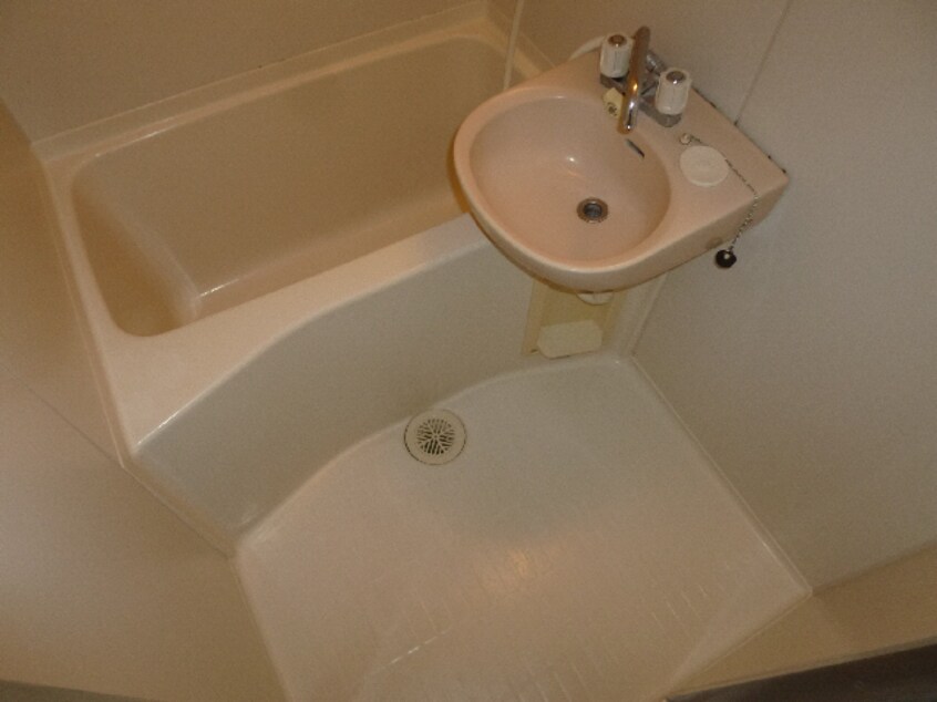 バス／シャワールーム等 ｻﾝﾊｲﾂ本城Ⅱ