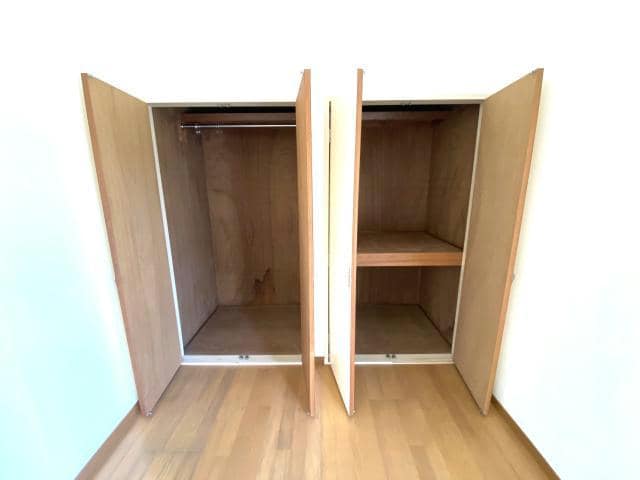  ｽｸｴｱ富里A棟