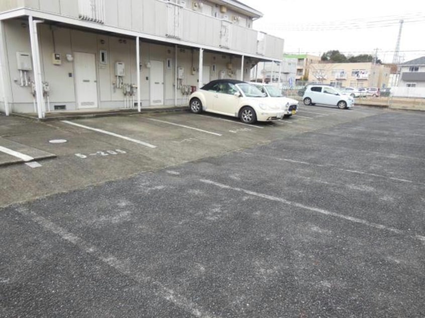 駐車場 湯川ﾊｲﾑE