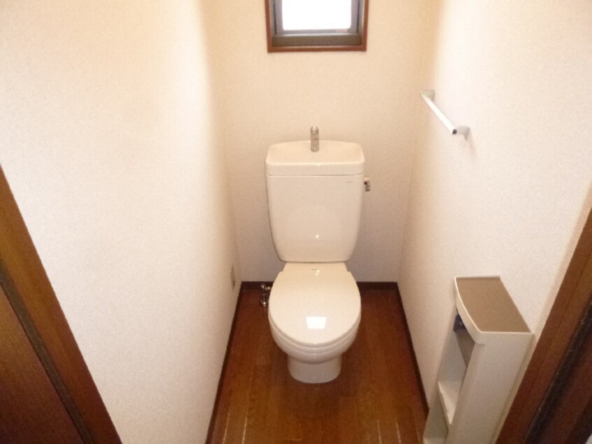 トイレ ﾄﾜｳﾞｪｰﾙE