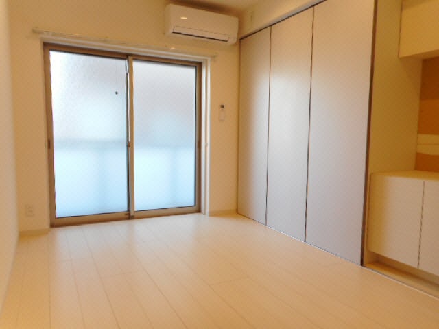 居室 ﾘﾌﾞﾘ･ｸﾞﾗﾝﾊｲﾑ成田
