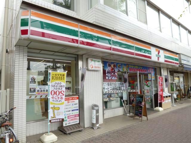 セブンイレブン成田駅西口店(コンビニ)まで440m Casa de Reno