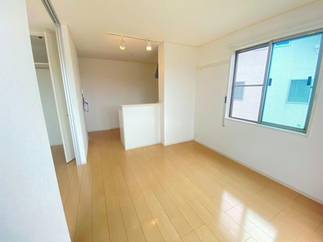 ﾘﾋﾞﾝｸﾞ※他号室の参考写真となります Court Edoardo