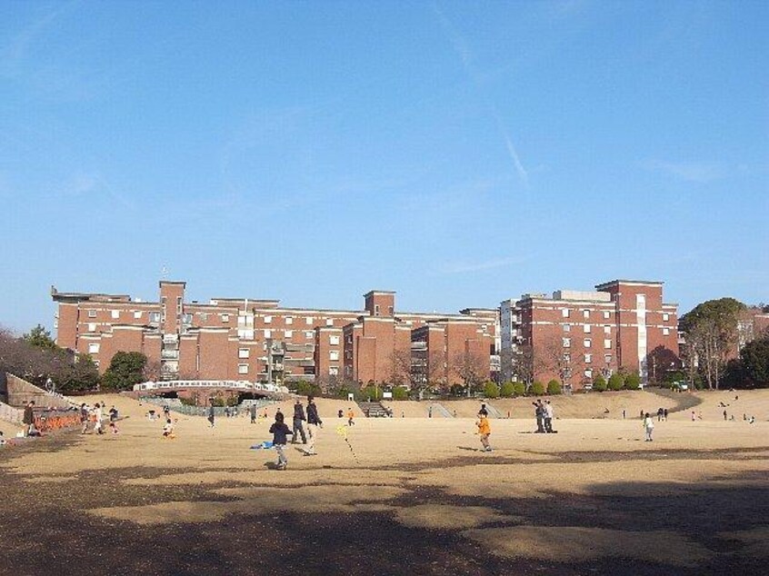 静岡県立大学(大学/短大/専門学校)まで1876m 東海道本線/草薙駅 徒歩14分 1階 築36年