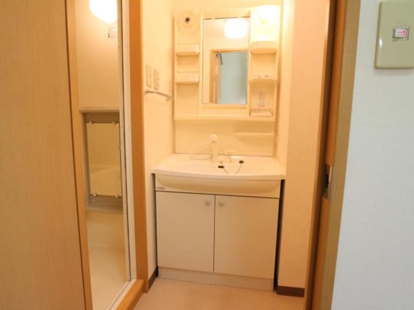  東海道本線/草薙駅 徒歩11分 2階 築20年