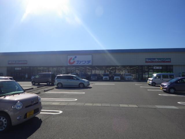 カワチ薬品清水鳥坂店(ドラッグストア)まで132m 東海道本線/静岡駅 バス31分フレスポ静岡下車:停歩2分 1階 築27年