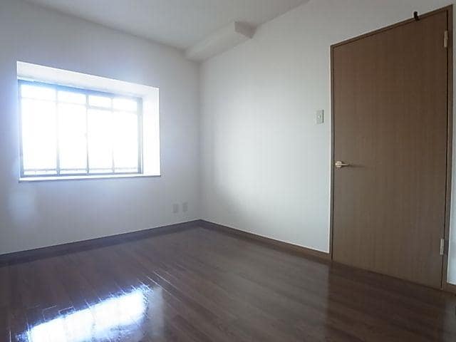  静岡鉄道静岡清水線/狐ケ崎駅 徒歩10分 1階 築24年