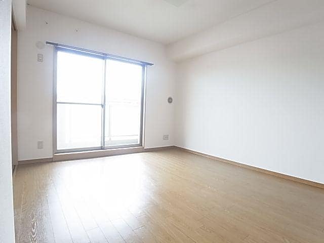  東海道本線/静岡駅 バス26分フレスポ静岡下車:停歩4分 3階 築20年