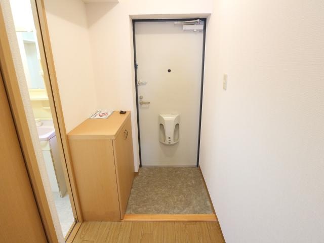  東海道本線/静岡駅 バス26分フレスポ静岡下車:停歩4分 1階 築20年