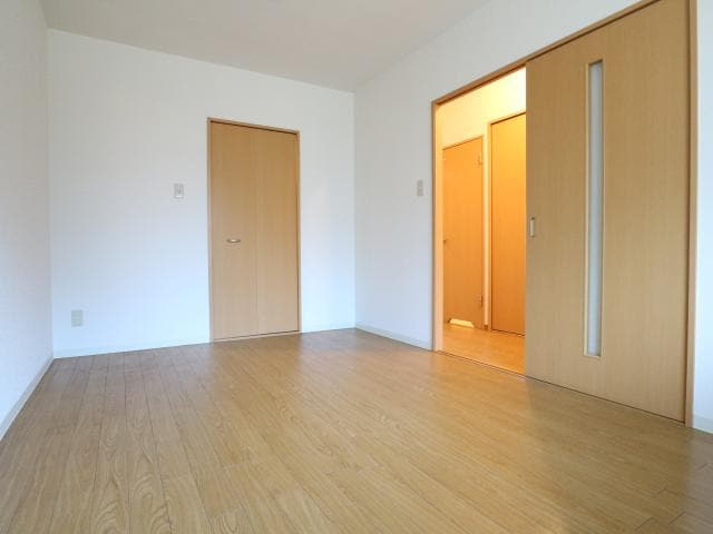  東海道本線/静岡駅 バス26分フレスポ静岡下車:停歩4分 1階 築20年