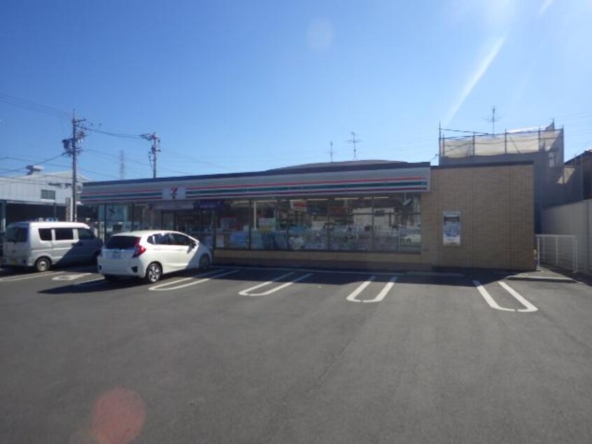 セブンイレブン清水長崎店(コンビニ)まで403m 静岡鉄道静岡清水線/御門台駅 徒歩15分 1階 築18年