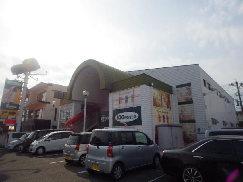 Ｓｅｒｉａ生活良品草薙店(100均)まで1750m 静岡鉄道静岡清水線/狐ケ崎駅 徒歩10分 3階 築51年