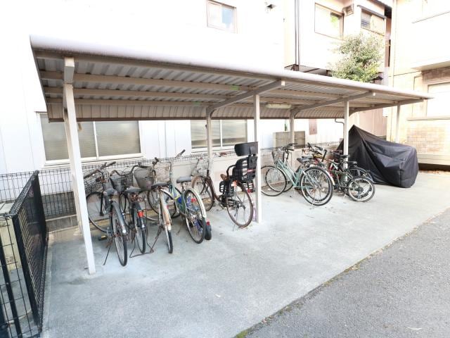  静岡鉄道静岡清水線/狐ケ崎駅 徒歩15分 1階 築19年