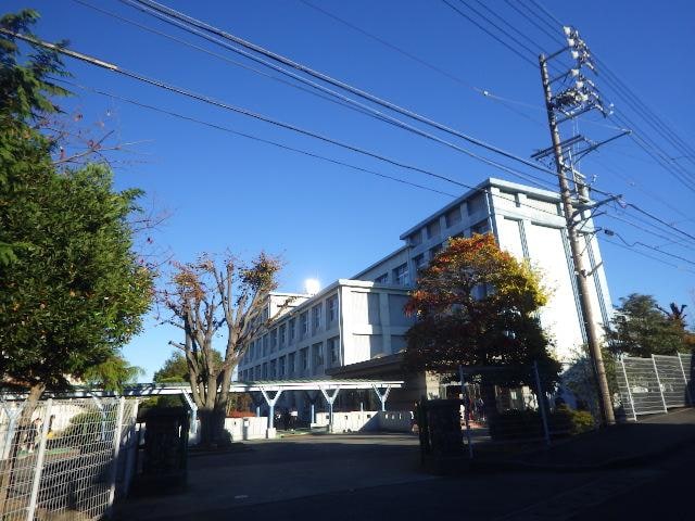 静岡市立清水第七中学校(中学校/中等教育学校)まで1335m 静岡鉄道静岡清水線/御門台駅 徒歩10分 2階 築19年