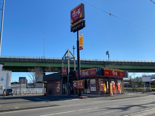 すき家清水鳥坂店(その他飲食（ファミレスなど）)まで985m 東海道本線/静岡駅 バス28分瀬名川東下車:停歩4分 1階 築21年