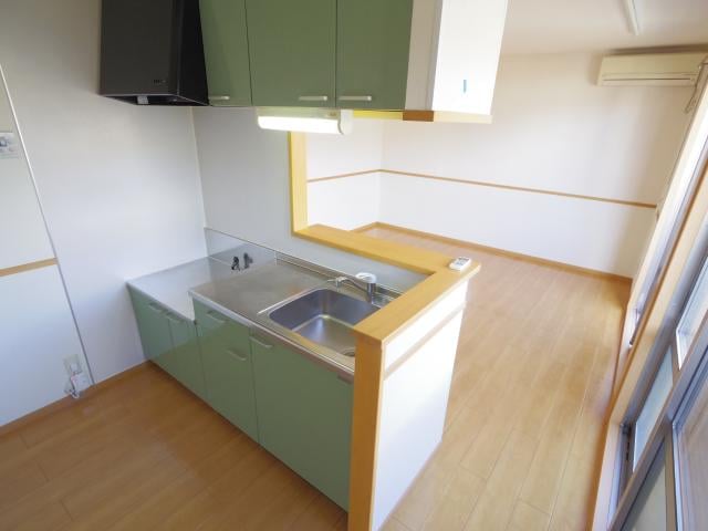  静岡鉄道静岡清水線/県立美術館前駅 徒歩7分 2階 築18年