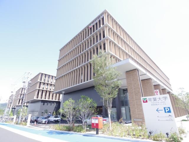 私立常葉大学・大学院静岡草薙キャンパス(大学/短大/専門学校)まで1236m 東海道本線/草薙駅 徒歩10分 1階 築38年