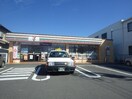 セブンイレブン静岡国吉田店(コンビニ)まで309m 静岡鉄道静岡清水線/県総合運動場駅 徒歩1分 4階 築33年