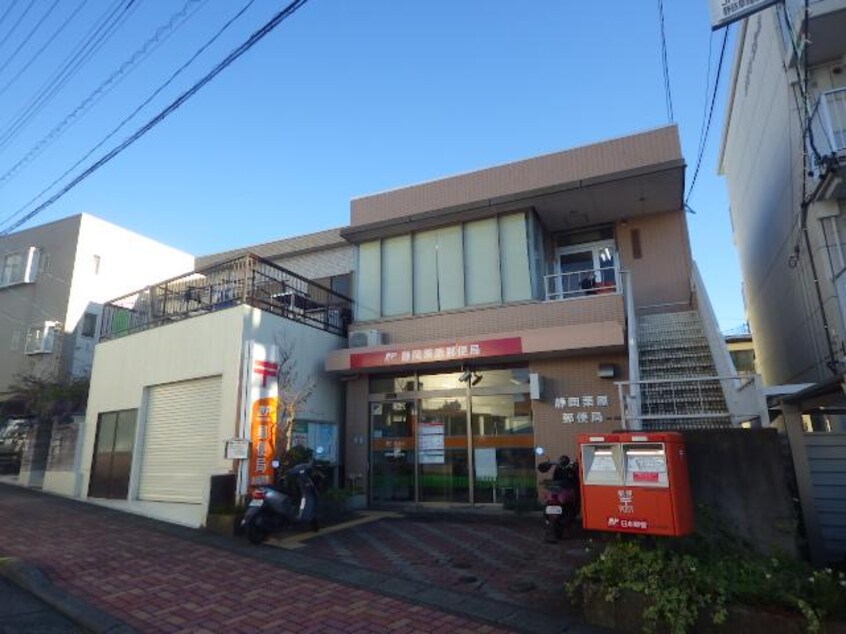 静岡栗原郵便局(郵便局)まで126m 静岡鉄道静岡清水線/県総合運動場駅 徒歩3分 1階 築32年