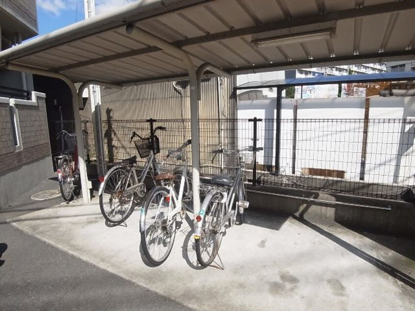  東海道本線/静岡駅 バス30分西奈中学常葉大学入口下車:停歩3分 1階 築22年