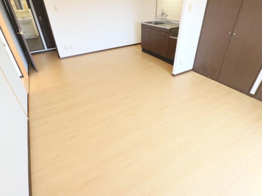  東海道本線/草薙駅 バス11分常葉短大入口下車:停歩1分 3階 築28年