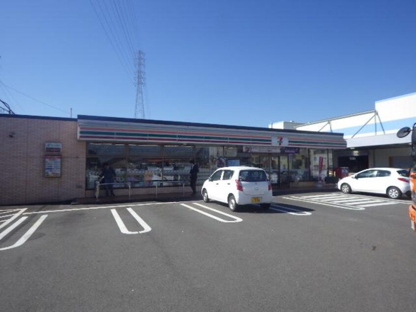 セブンイレブン清水七ツ新屋店(コンビニ)まで442m 静岡鉄道静岡清水線/御門台駅 徒歩3分 1階 築22年