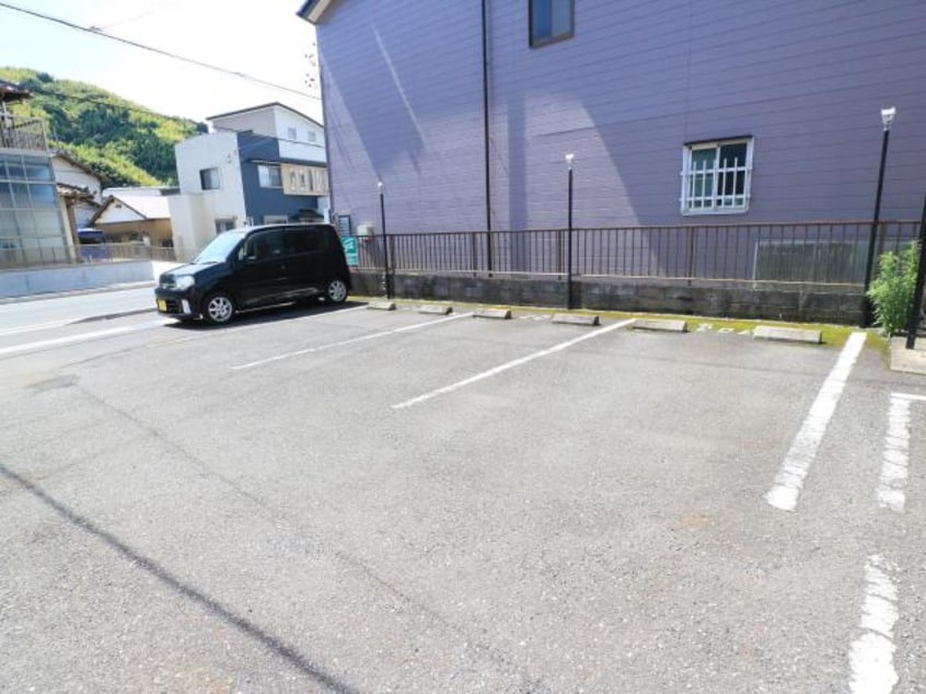  東海道本線/草薙駅 バス14分西奈小学校前下車:停歩2分 1-2階 築22年