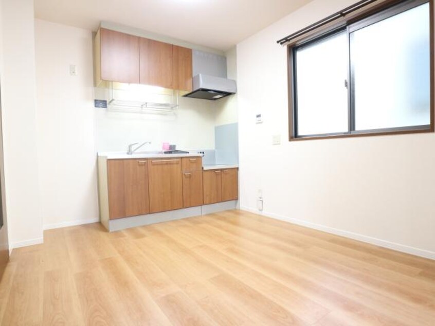  東海道本線/草薙駅 バス20分瀬名新田下下車:停歩4分 1階 築26年