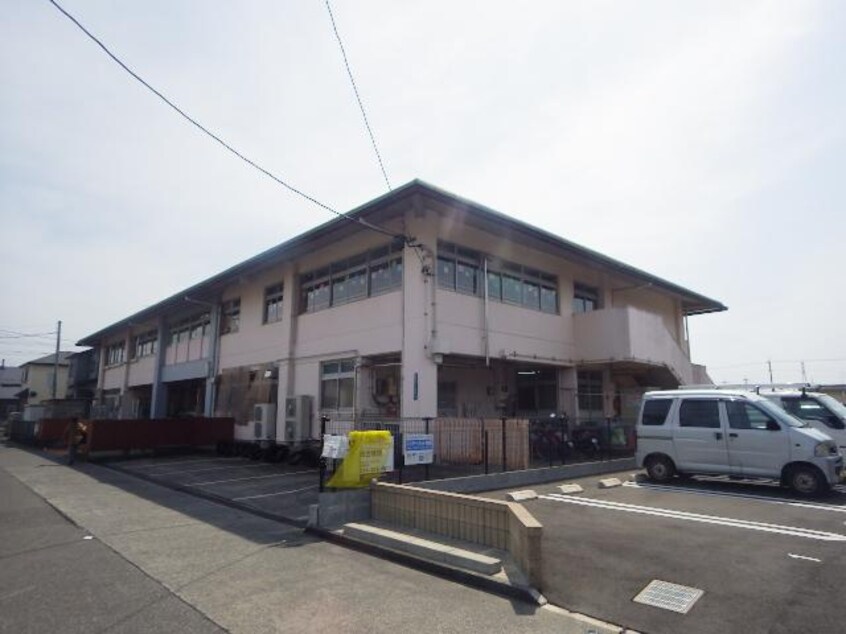 静岡市立瀬名川こども園(幼稚園/保育園)まで467m 東海道本線/草薙駅 バス11分瀬名川北下車:停歩4分 2階 築27年