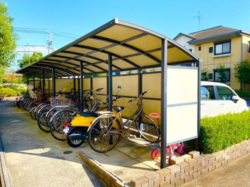  静岡鉄道静岡清水線/県立美術館前駅 徒歩24分 2階 築27年