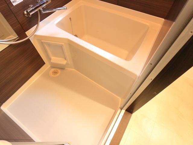  東海道本線/草薙駅 バス25分常葉短期大入口下車:停歩8分 1階 築32年