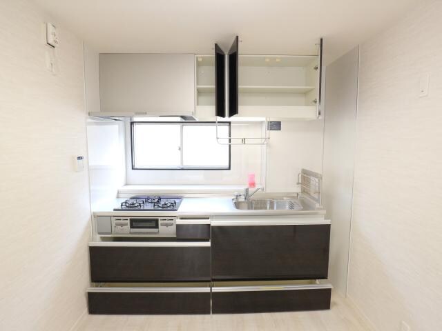  東海道本線/草薙駅 バス25分常葉短期大入口下車:停歩8分 1階 築32年