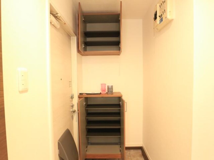  東海道本線/草薙駅 バス25分常葉短期大入口下車:停歩8分 1階 築32年