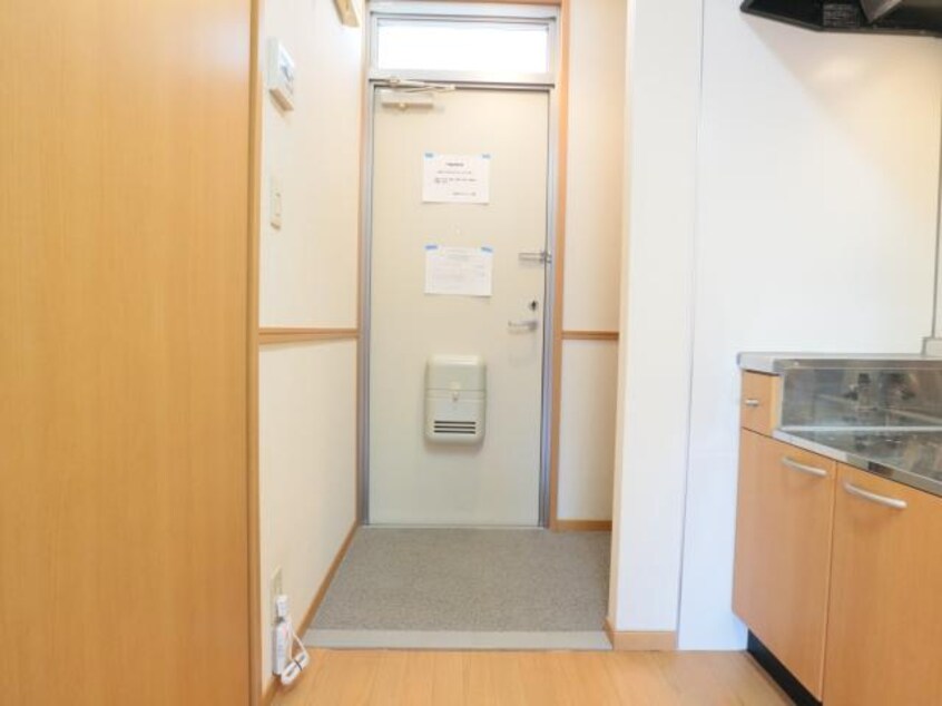  東海道本線/静岡駅 バス30分鳥坂営業所下車:停歩10分 1階 築18年