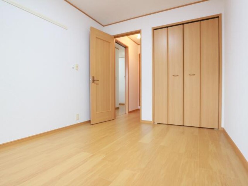  静岡鉄道静岡清水線/新静岡駅 バス22分南沼上下車:停歩2分 2階 築20年