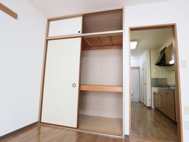  東海道本線/草薙駅 バス10分瀬名リンク西奈前下車:停歩3分 2階 築26年