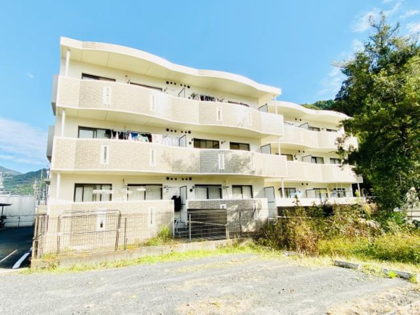  東海道本線/草薙駅 バス16分幕ヶ谷下車:停歩5分 2階 築23年