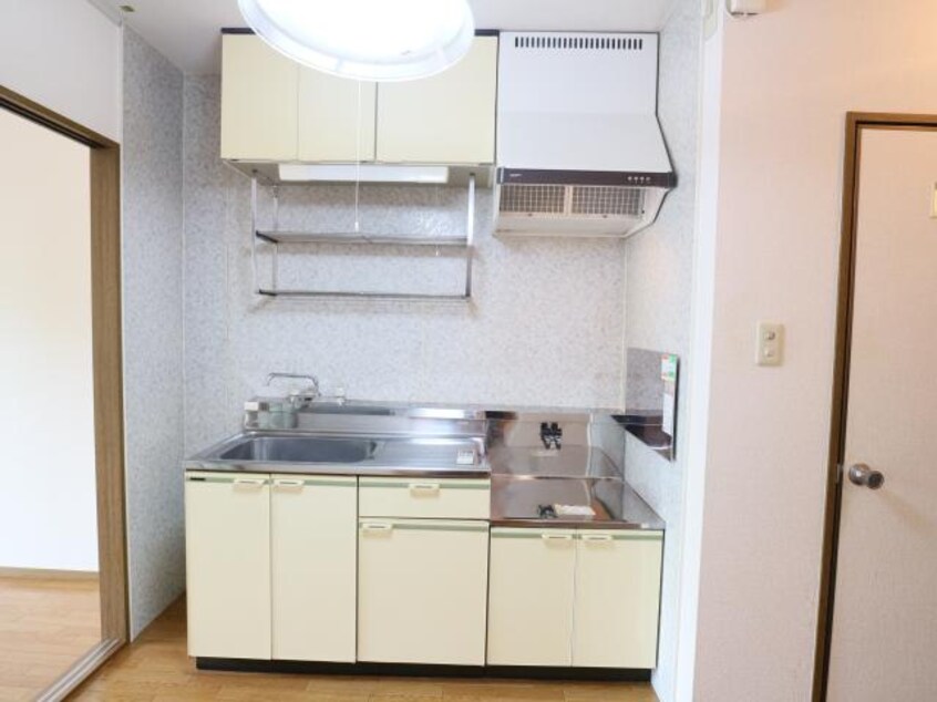  静岡鉄道静岡清水線/県総合運動場駅 徒歩4分 1階 築32年