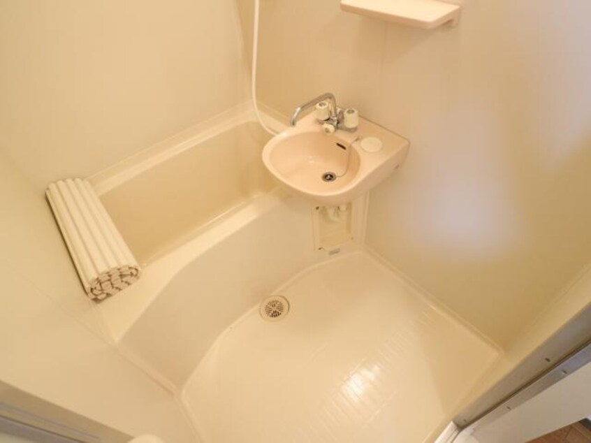  静岡鉄道静岡清水線/県総合運動場駅 徒歩4分 1階 築32年