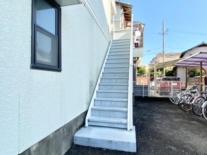  静岡鉄道静岡清水線/県総合運動場駅 徒歩4分 1階 築32年