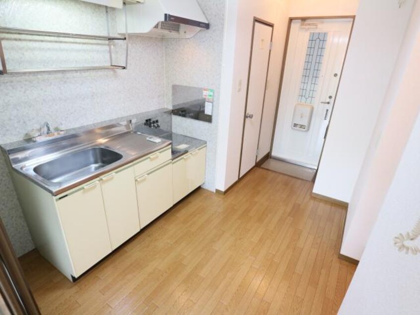  静岡鉄道静岡清水線/県総合運動場駅 徒歩4分 1階 築32年