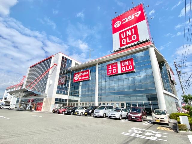 コジマ×ビックカメラ静岡店(電気量販店/ホームセンター)まで790m 静岡鉄道静岡清水線/県総合運動場駅 徒歩4分 1階 築32年
