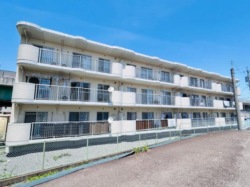  東海道本線/静岡駅 バス22分南瀬名町下車:停歩9分 3階 築33年