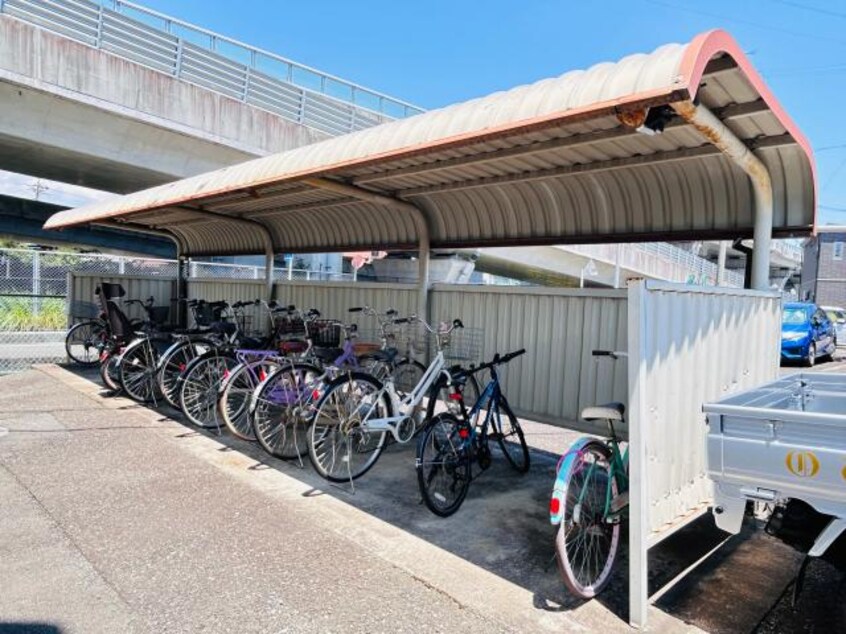  東海道本線/静岡駅 バス22分南瀬名町下車:停歩9分 3階 築33年