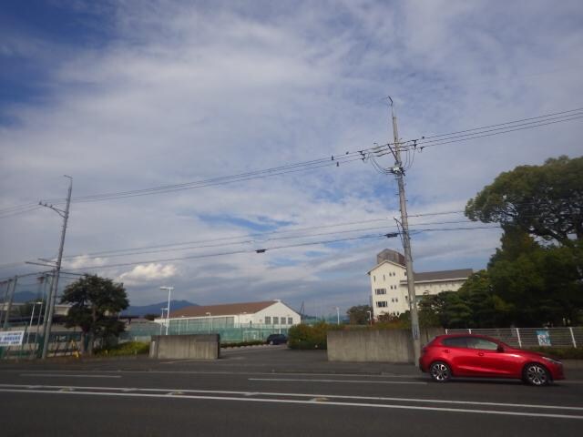 静岡県立静岡農業高校(高等学校/高等専門学校)まで1634m 東海道本線/東静岡駅 徒歩24分 1階 築30年