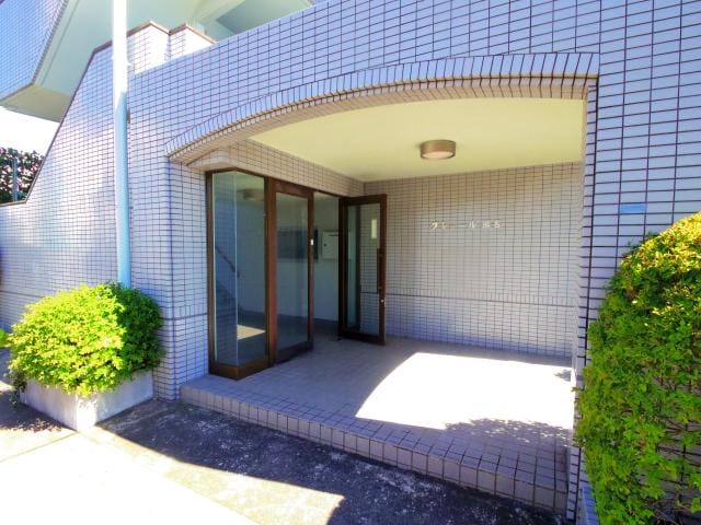  東海道本線/草薙駅 バス13分西奈中学常葉大学入口下車:停歩8分 2階 築31年
