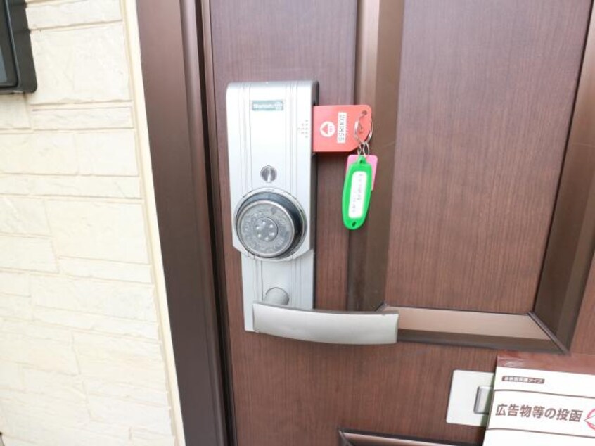  東海道本線/草薙駅 バス24分南沼上下車:停歩1分 1階 築17年